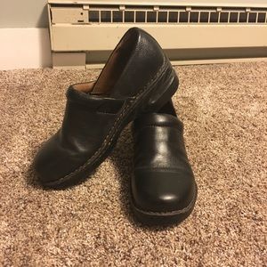 Women’s size 11 Black Clogs